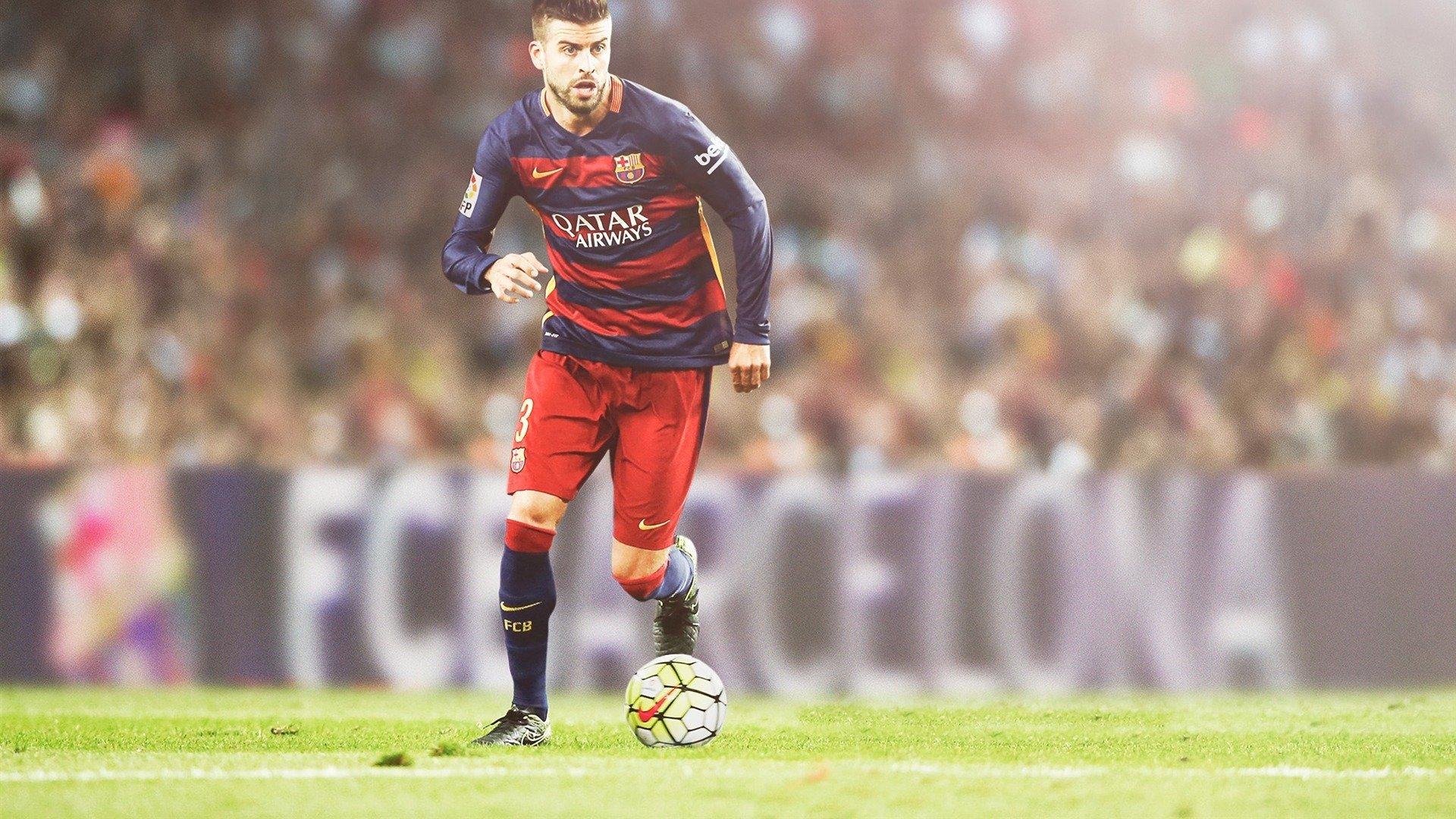 鲍队暖心现身训练场，助攻回礼情谊深，球迷盛赞，这才是真领袖风范！