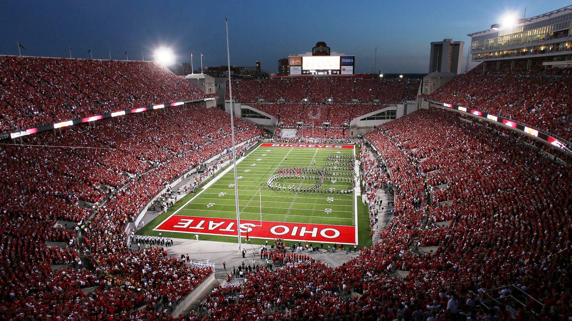 卡卢卢奇兵天降 米兰等来重回欧冠第一分